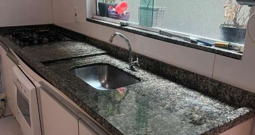 Sobrado residencial em condomínio fechado para Locação na Vila Santa Terezinha, próximo à Av. Guapira, 3 dorms (2 suítes) e 1 vaga