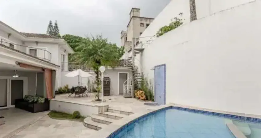 Sobrado residencial para Venda na Vila Albertina, local privilegiado, próximo ao Supermercado Pão de Açúcar, 5 suítes, lazer e 6 vagas