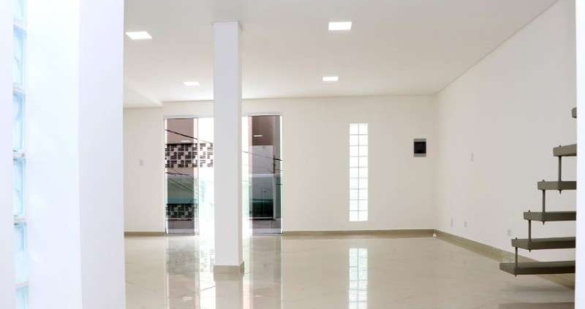 Sobrado residencial para Venda no Lauzane Paulista, excelente localização, à 4 minutos do Santana Park Shopping, 4 suítes e 5 vagas