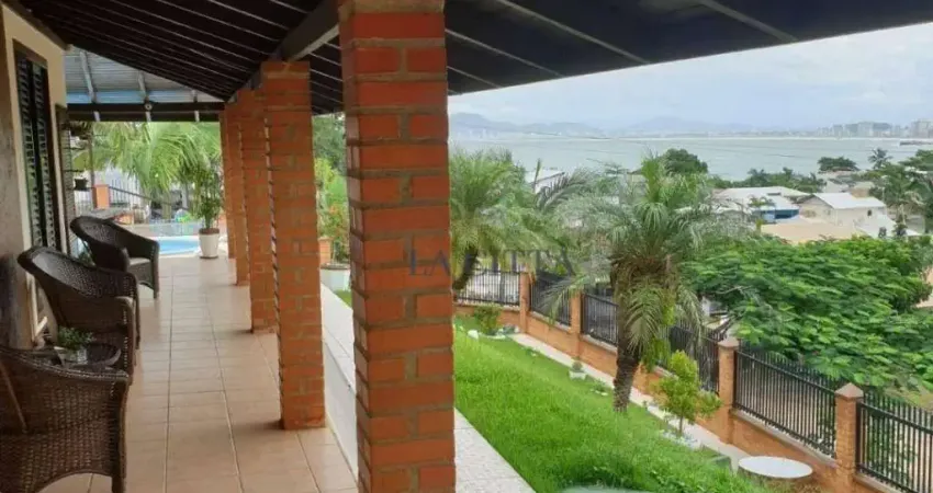 Casa com 3 dormitórios à venda, 165 m² por R$ 1.016.000,00 - Praia de São Miguel - Penha/SC