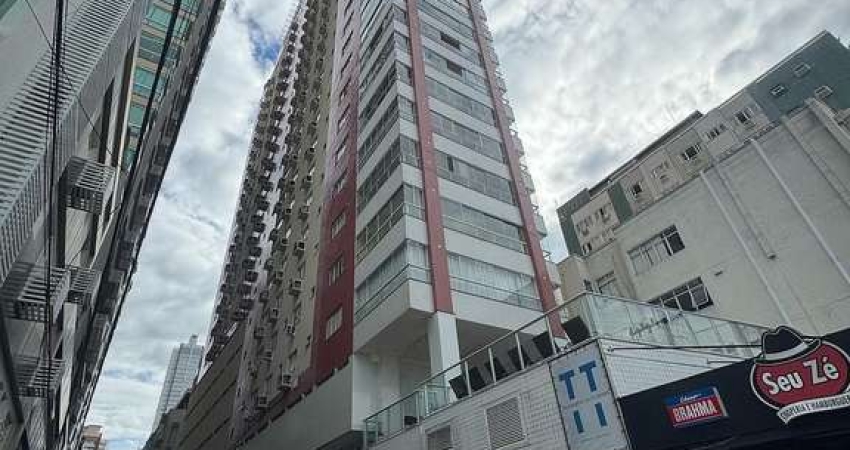 Excelente Apartamento Frente Mar 03 suítes 02 vagas de garagem em Balneário Camboriú