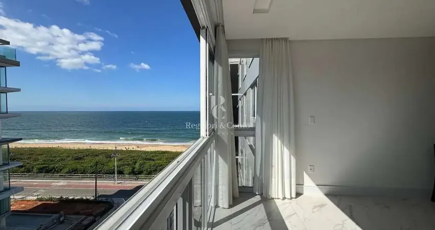 Espetacular Apartamento com 03 Suítes e Lazer Frente Mar na Praia Brava