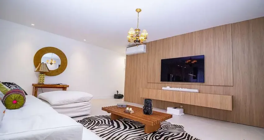 Belíssimo Apartamento para Locação com 03 Suítes 03 Vagas de Garagem e Vista Mar na Praia Brava Região Privilegiada