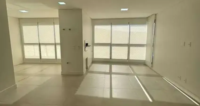 Aconchegante apartamento com 122m² tendo 03 suítes 02 vagas de garagem área de lazer completa no home square residence