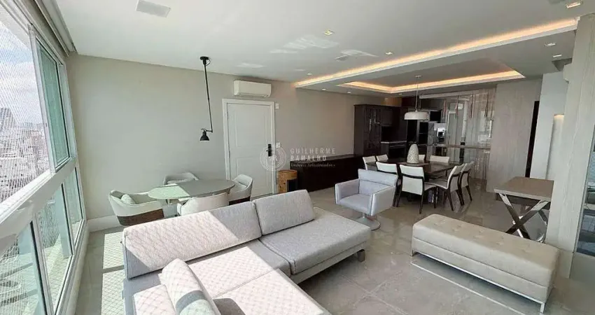 Locação alto padrão com 03 suítes 02 vagas de garagem quadra mar no centro de bc