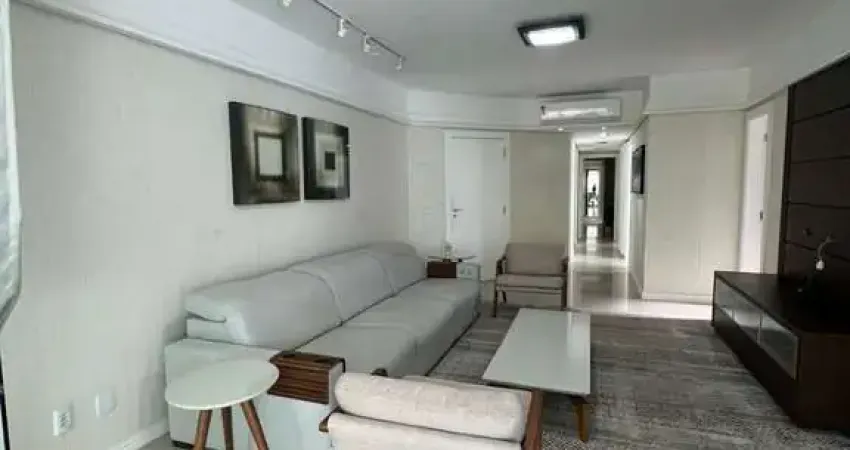 Belíssimo apartamento para locação mobiliado na av. brasil com 03 suítes 02 vagas de garagem e vista mar