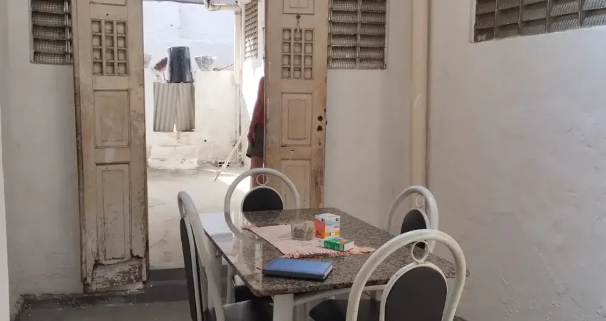 Centro - casa com: 94,28m2, santo antônio além do carmo, 2/4, varanda, quintal!