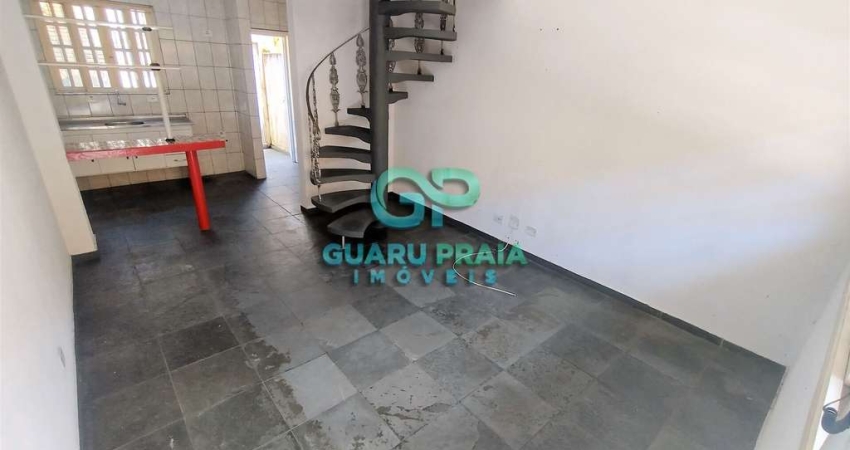 Duplex em condomínio fechado na Enseada - Despesa baixa