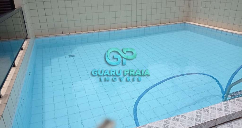 a 200m do mar com 3 dormitórios sendo 2 suítes, salas de estar com sacada e sala de jantar,  cozinha com armários embutidos e despensa, área de serviço