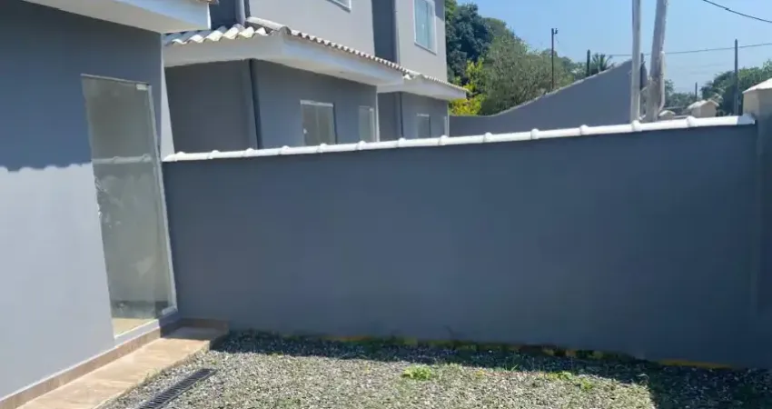 Casa nova com 2 quartos Bairro Ambaí Nova Iguaçu - RJ