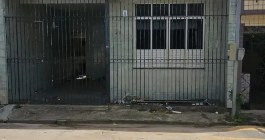 Casa com 2 quartos à venda na Rua Chico Mendes, 42, Mangueirão, Belém