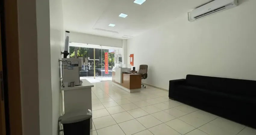 Casa comercial com 8 salas para alugar na Rua dos Mundurucus, 1812, Batista Campos, Belém