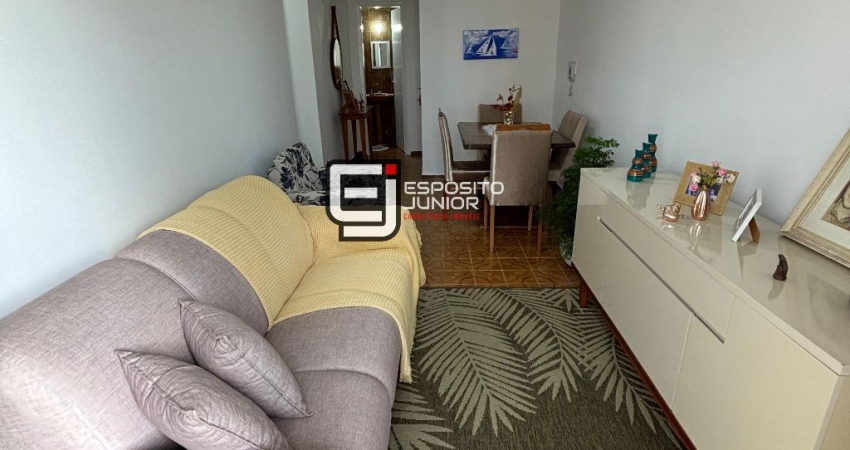 Apartamento com 2 dormitórios à venda, 67 m² por R$ 380.000