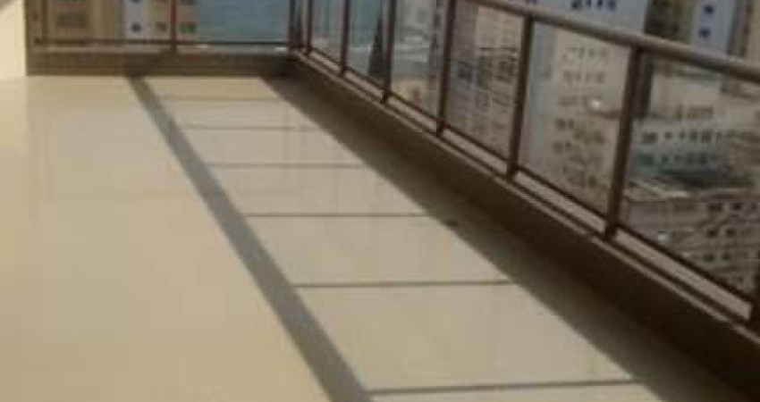 Apartamento de luxo à venda em Santos-SP, bairro Embaré: varanda gourmet, vista mar, 3 suítes, 2 vagas de garagem, 210m². Venha conferir!