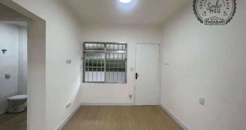 Apartamento na Guilhermia, Praia Grande - SP