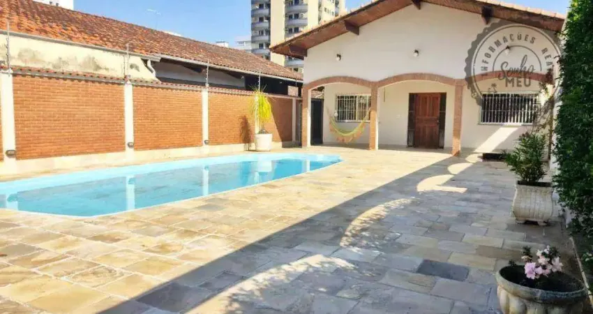 Casa com 3 dormitórios à venda, 210 m² por R$ 1.900.000,00 - Guilhermina - Praia Grande/SP
