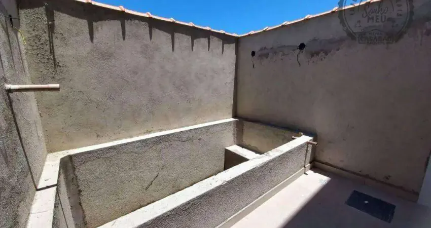 Sobrado com 2 dormitórios à venda, 90 m² por R$ 300.000,00 - Itaóca - Mongaguá/SP