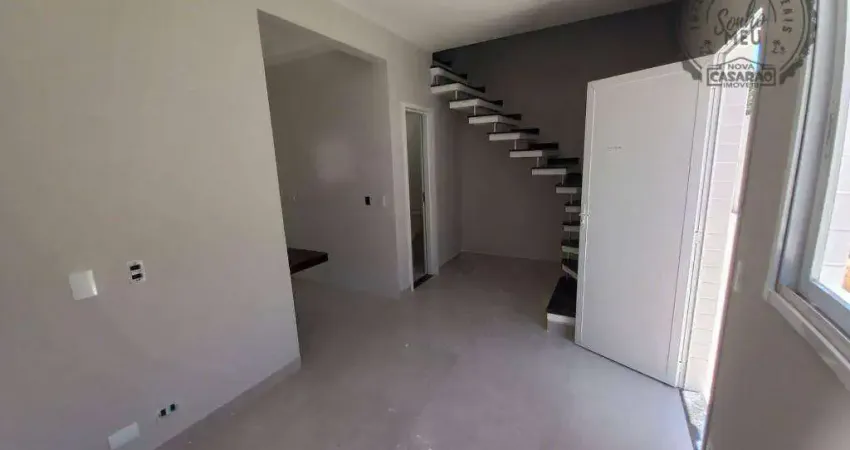 Sobrado com 2 dormitórios à venda, 66 m² por R$ 275.000,00 - Balneário Europa - Mongaguá/SP