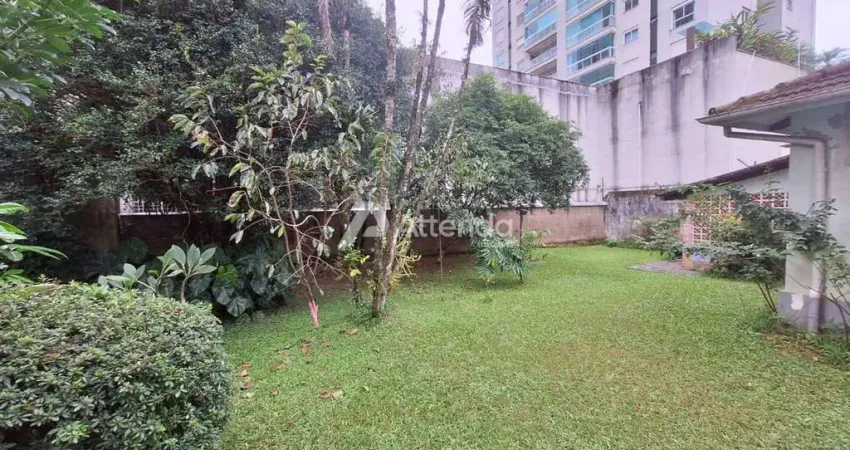 Terreno à venda no Centro, Joinville 