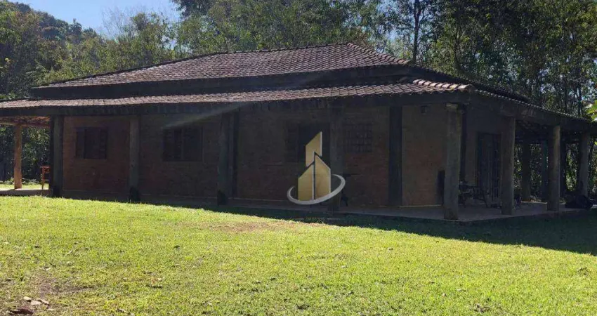 Sítio, 43560 m² - venda por R$ 1.800.000,00 ou aluguel por R$ 10.000,00/mês - Rio de Peixe - São José dos Campos/SP