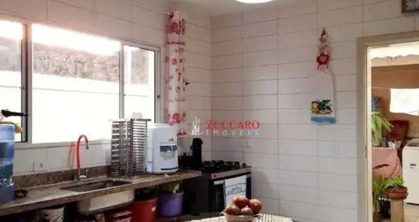 Sobrado com 3 dormitórios à venda, 140 m² por R$ 580.000,00 - Jardim Santa Clara - Guarulhos/SP