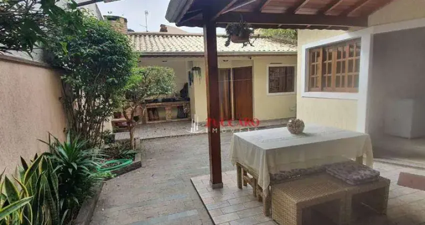 Sobrado com 3 dormitórios à venda, 208 m² por R$ 1.350.000,00 - Vila Augusta - Guarulhos/SP