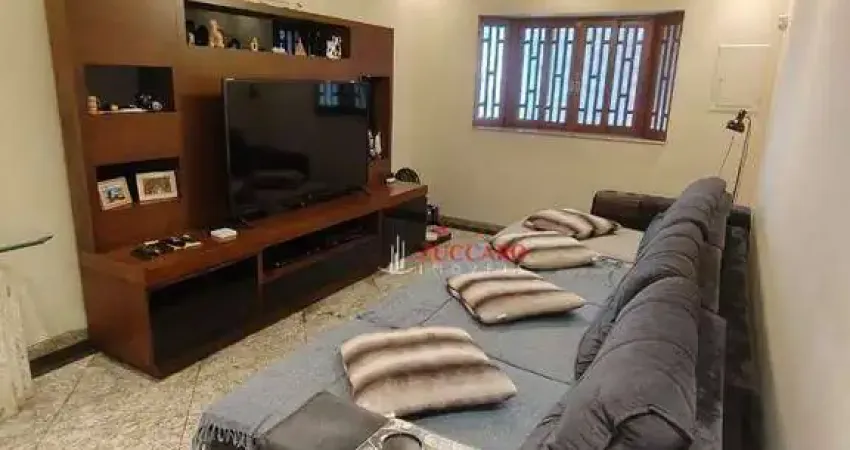 Sobrado com 3 dormitórios à venda, 137 m² por R$ 890.000,00 - Jardim Santa Mena - Guarulhos/SP
