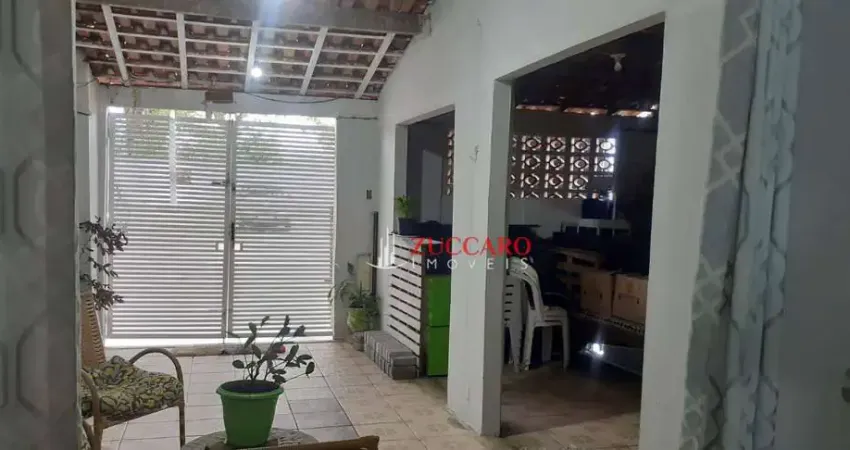 Casa 3 quartos 2 vagas, 100 metros da Praia, 138 m² por R$ 410.000 - Indaiá - Caraguatatuba/SP