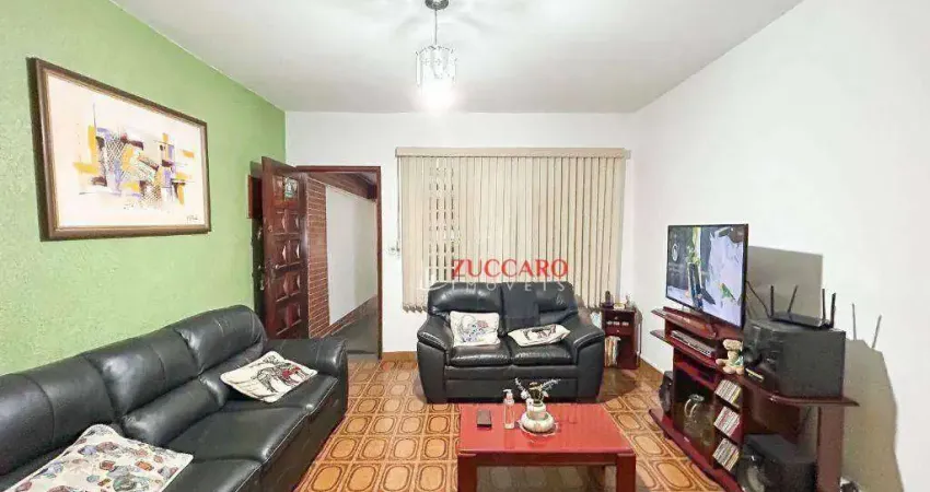 Sobrado com 2 Dormitórios, 2 Vagas e 148m² de Área Construída ao Lado do Bosque Maia
