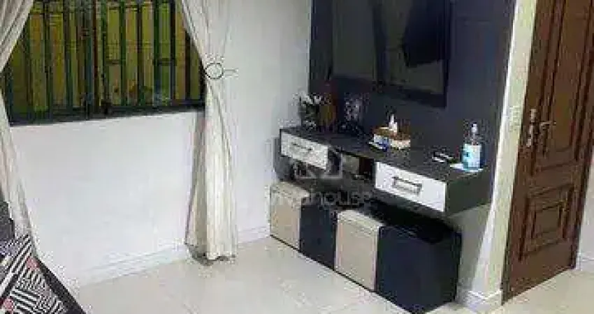 Sobrado com 2 dormitórios à venda, 102 m² por R$ 425.000,00 - Vila Nossa Senhora das Vitórias - Mauá/SP