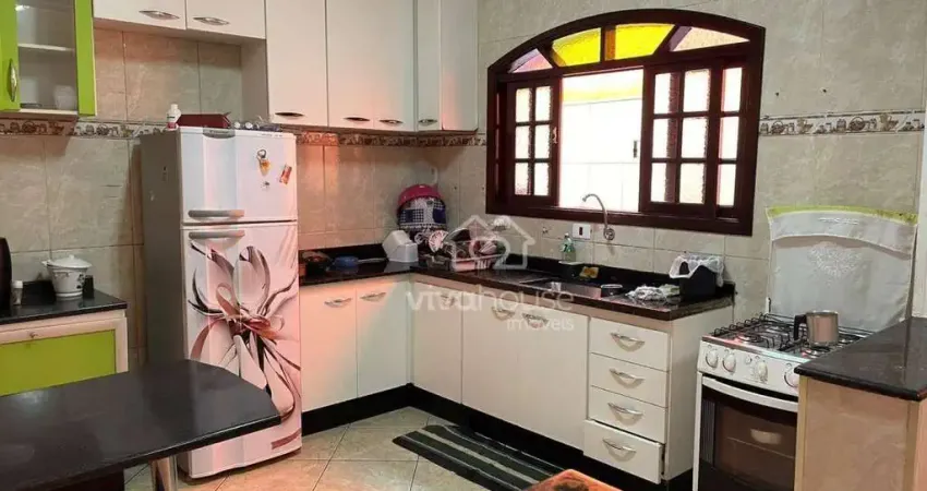 Sobrado com 3 dormitórios à venda, 150 m² por R$ 670.000 - Parque São Vicente - Mauá/SP