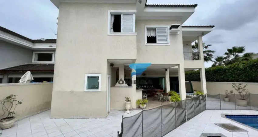 Casa à Venda no Condomínio Jardim Acapulco no Guarujá | Omega Imóveis