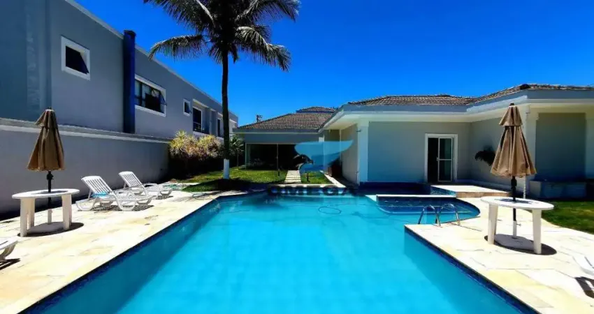 Casa a venda no Jardim Acapulco - Guarujá/SP, 7 suítes, R$ 6.900.000 .