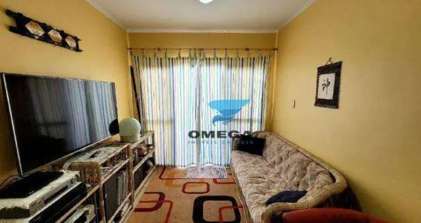 Apartamento com sacada na praia das astúrias à venda no guarujá. confortável, claro e arejado com ótima distribuição. confira!