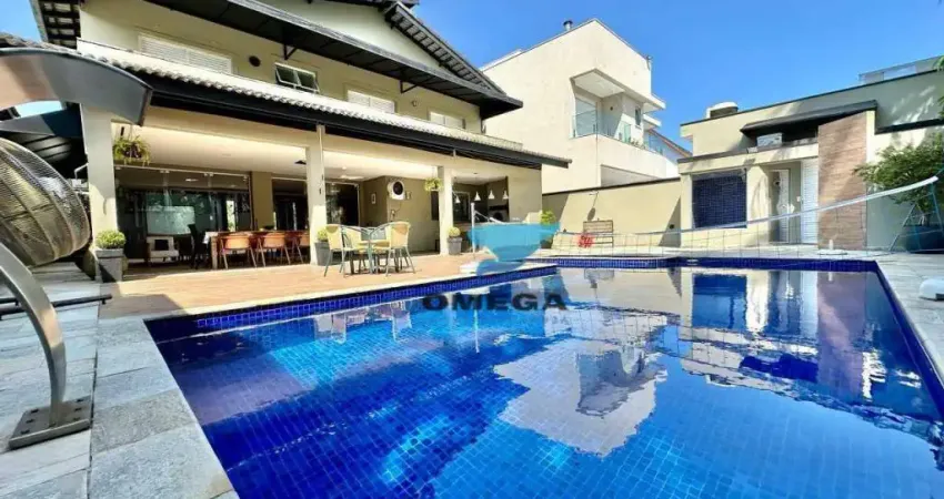 Casa com 5 Suítes à venda, Condomínio Jardim Acapulco, Guarujá.
