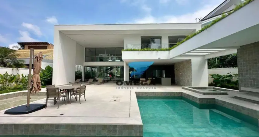 Casa de alto Padrão com 7 suítes à venda em Condomínio Jardim Acapulco - Guarujá/SP. CONFIRA!