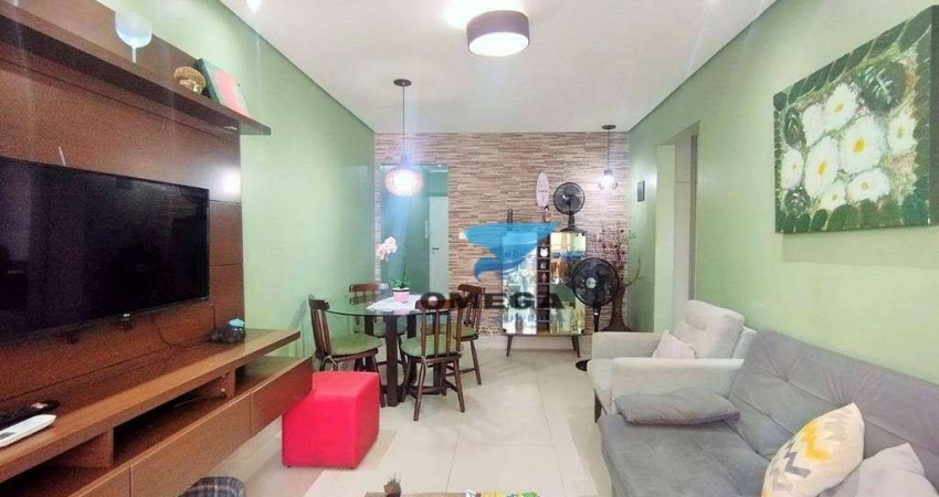 Apartamento reformado com 2 dormitórios à venda na praia das Pitangueiras - Guarujá/SP