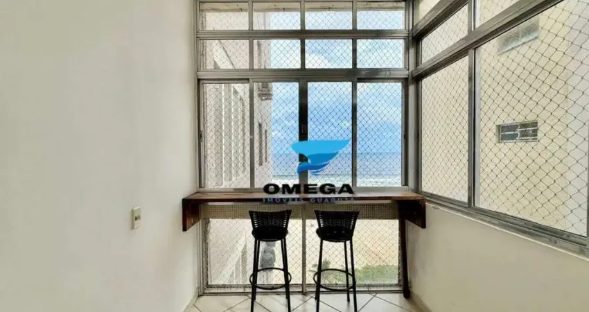 Apartamento frente mar à venda na praia das Pitangueiras no Guarujá I Omega Imoveis
