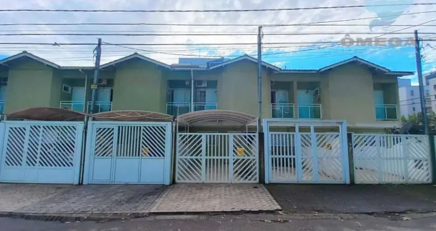 Sobrado à Venda no Tombo no Guarujá | Omega Imóveis