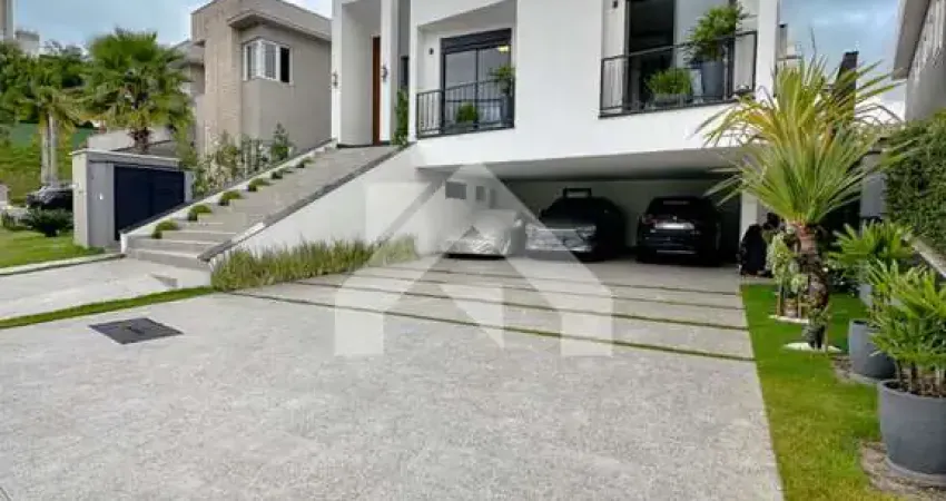 Casa em Alphaville: 4 Suítes, 420m² por R$6,5M à Venda