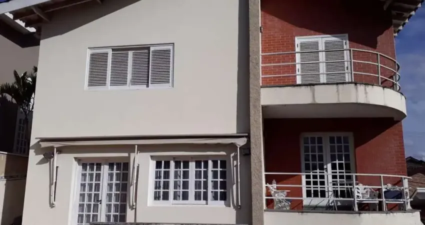 Casa de Condomínio em Alphaville  -  Santana de Parnaíba