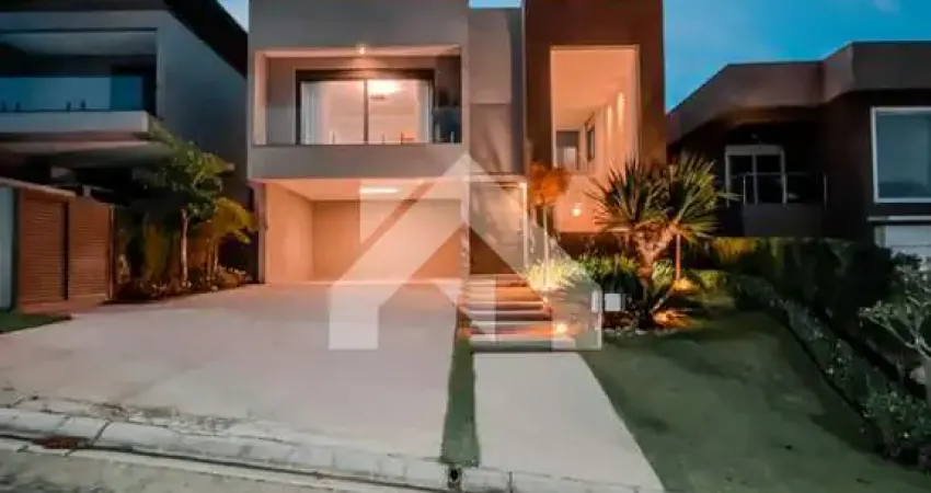 Casa de Condomínio em Alphaville  -  Santana de Parnaíba