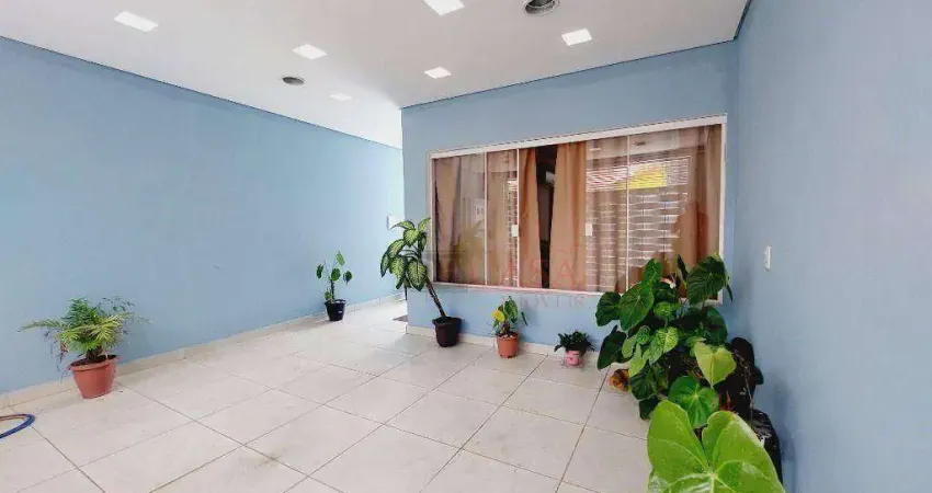 Casa Térrea à Venda Vila Nhocuné. 2 Suítes, 2 Vagas, Terraço. São Paulo/SP