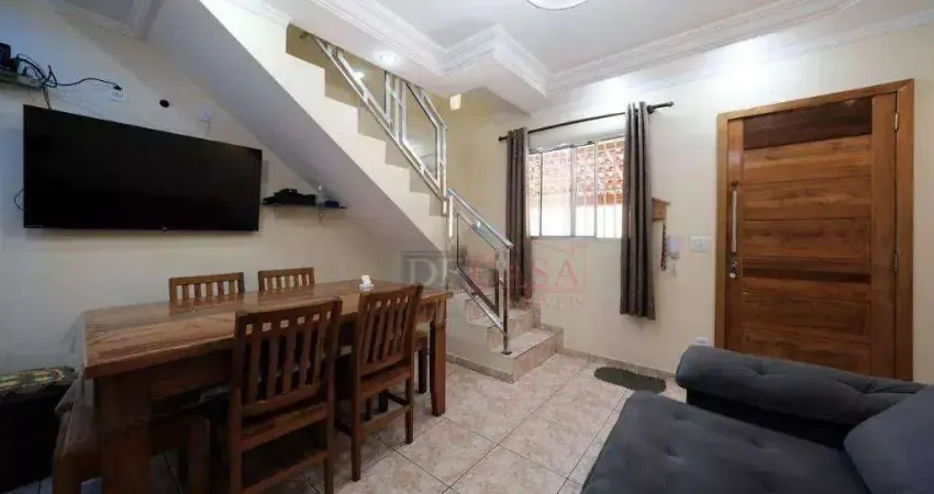 Sobrado à Venda com 3 Vagas de Garagem, 2 dormitórios. Ermelino Matarazzo - São Paulo/SP