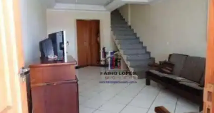 Sobrado com 3 dormitórios à venda, 147 m² por R$ 614.800,00 - Vila Cecília Maria - Santo André/SP