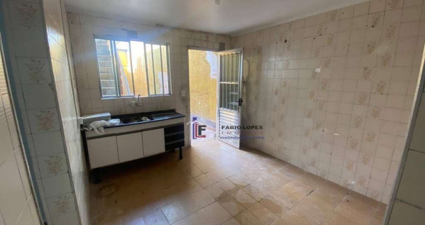 Casa com 1 dormitório para alugar, 40 m² por R$ 1.050,00/mês - Vila Palmares - Santo André/SP