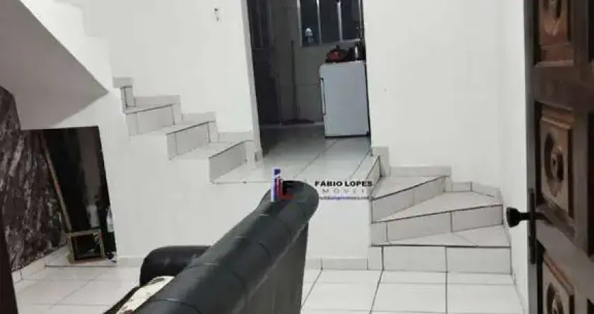 Casa com 2 quartos à venda na Rua Lírio do Vale, Vila Sacadura Cabral, Santo André