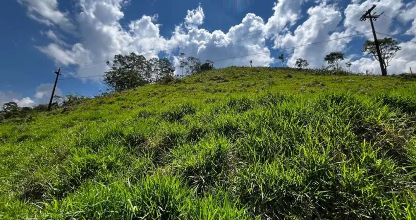 Terreno à venda, 1516 m² por R$ 80.000,00 - Salinas - Nova Friburgo/RJ