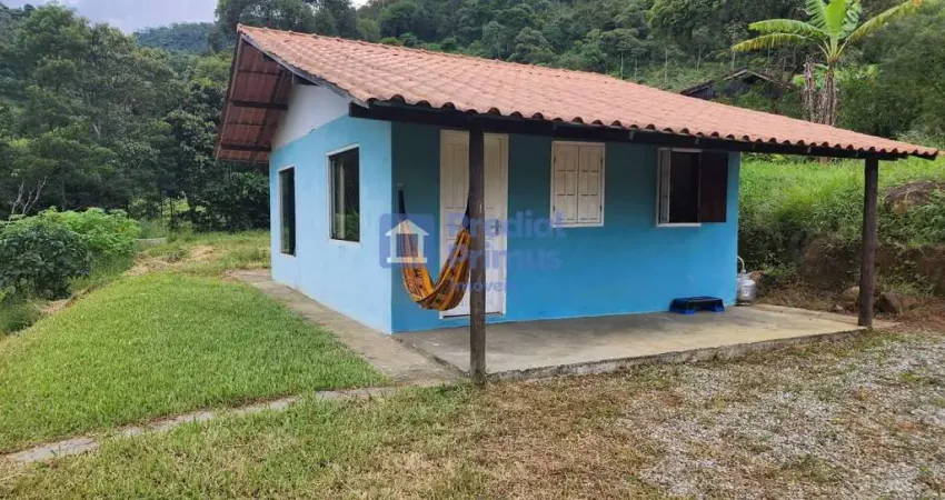 Casa com 1 quarto à venda na Rua Alcebíades Píres Ribeiro, Côrrego de Santo Antonio, Bom Jardim