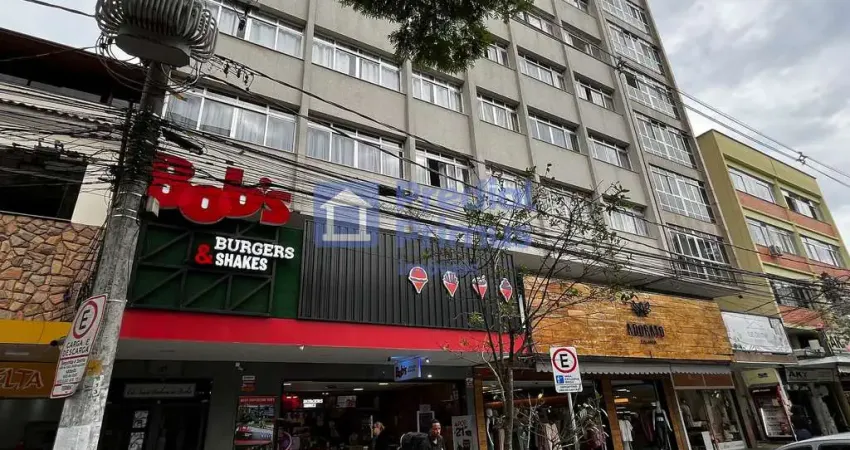 Apartamento com 3 quartos à venda na Avenida Alberto Braune, 167, Centro, Nova Friburgo